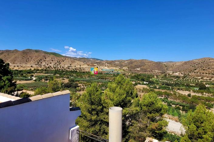 Image No.49-7 Bed Townhouse for sale