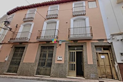 1 - Cullar, Townhouse