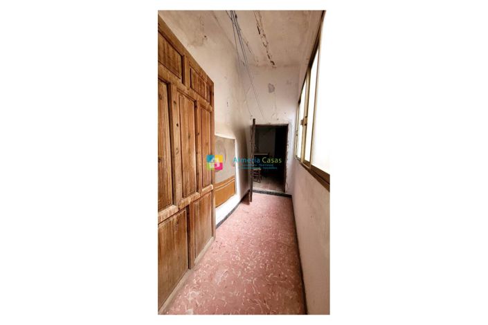 Image No.43-9 Bed Townhouse for sale