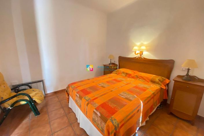 Image No.10-Maison de campagne de 3 chambres à vendre à Oria