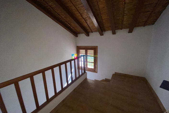 Image No.25-Maison de campagne de 3 chambres à vendre à Oria