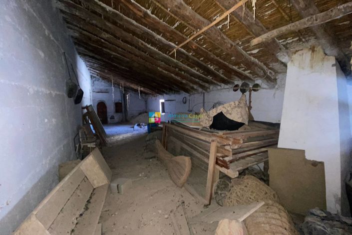 Image No.31-Maison de campagne de 3 chambres à vendre à Oria