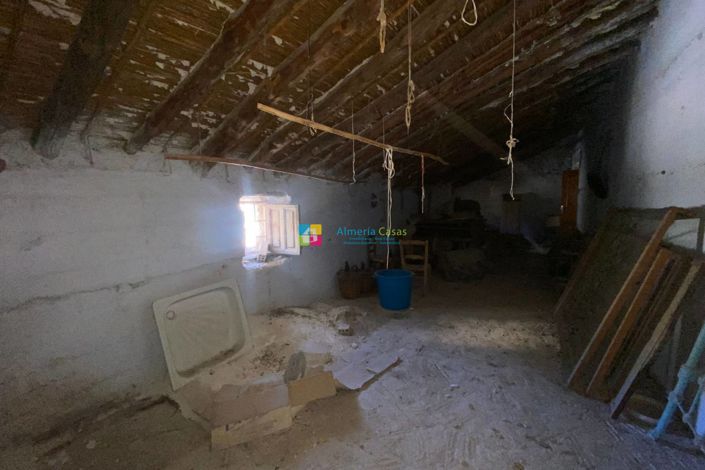 Image No.32-Maison de campagne de 3 chambres à vendre à Oria