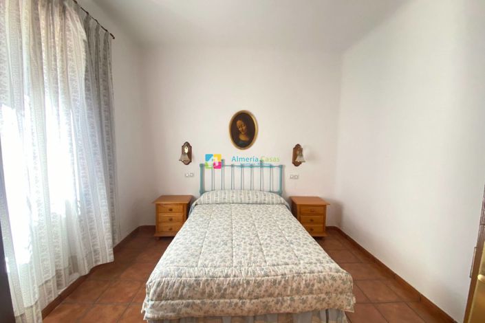 Image No.7-Maison de campagne de 3 chambres à vendre à Oria