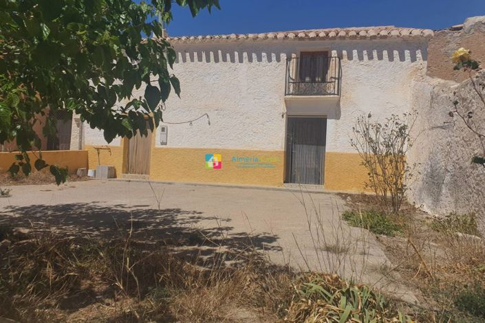 Image No.4-Maison de campagne de 4 chambres à vendre à Velez Blanco