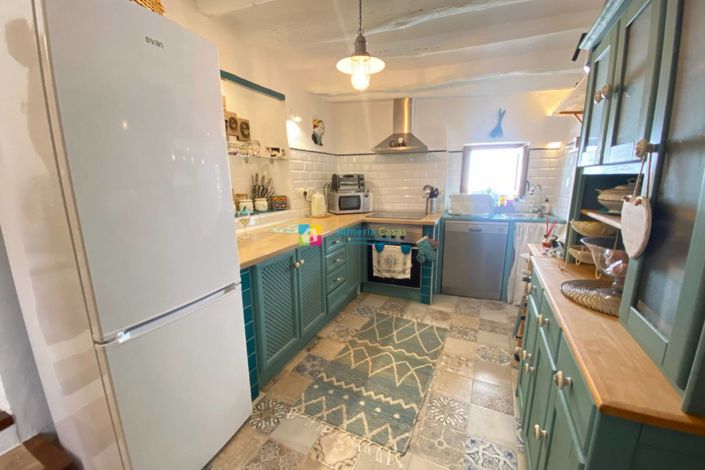 Image No.5-3 Bed Townhouse for sale