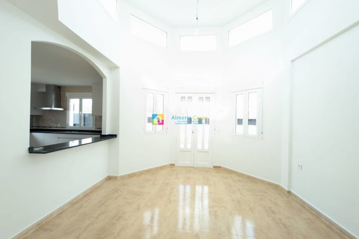 Image No.16-3 Bed Villa for sale