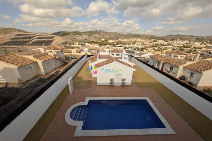 Image No.27-3 Bed Villa for sale