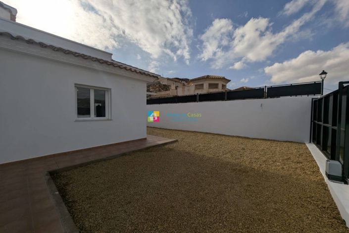 Image No.7-3 Bed Villa for sale