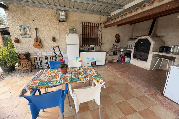 Image No.2-Maison de campagne de 2 chambres à vendre à Velez-Rubio