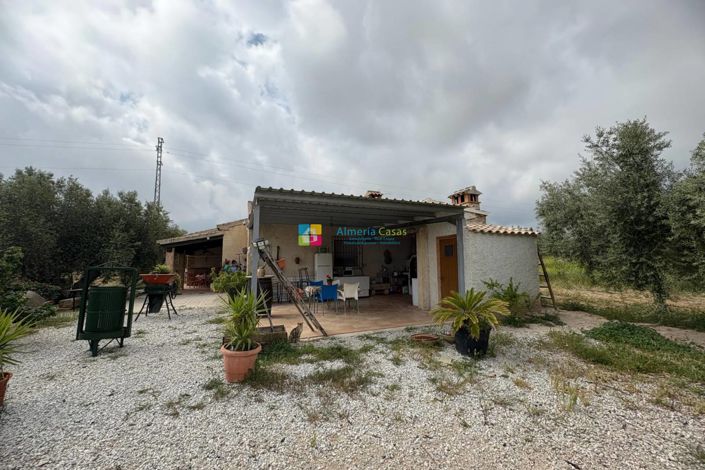 Image No.3-Maison de campagne de 2 chambres à vendre à Velez-Rubio