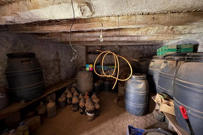 Image No.28-Maison de campagne de 4 chambres à vendre à Velez-Rubio