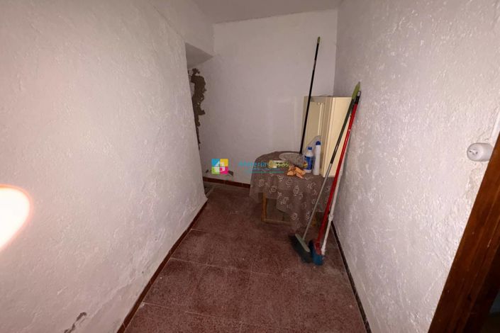 Image No.17-Maison de campagne de 4 chambres à vendre à Oria