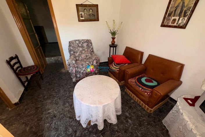 Image No.6-Maison de campagne de 4 chambres à vendre à Oria