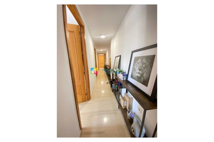 Image No.20-3 Bed Apartment for sale