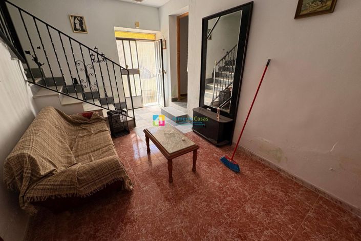 Image No.2-5 Bed Townhouse for sale