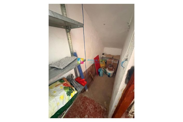 Image No.3-5 Bed Townhouse for sale