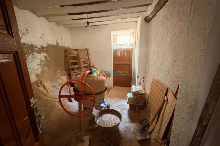 Image No.2-3 Bed Townhouse for sale