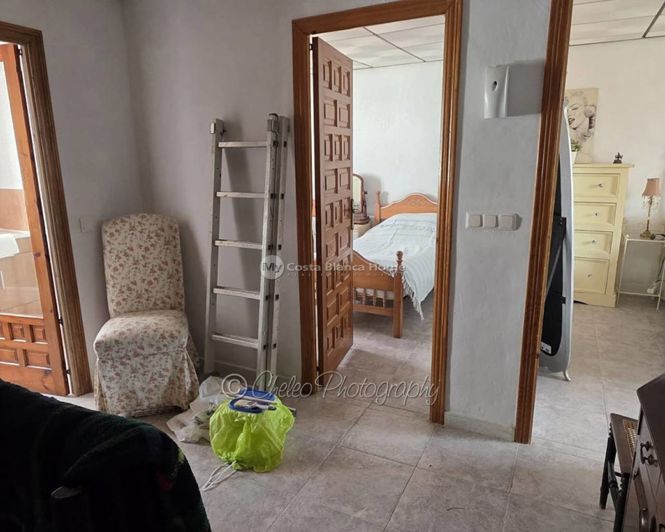 Image No.12-4 Bed Townhouse for sale