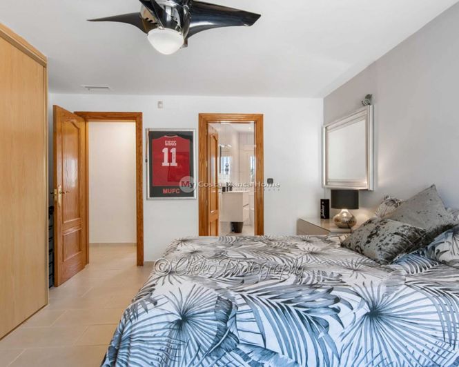 Image No.11-Maison de campagne de 4 chambres à vendre à Catral