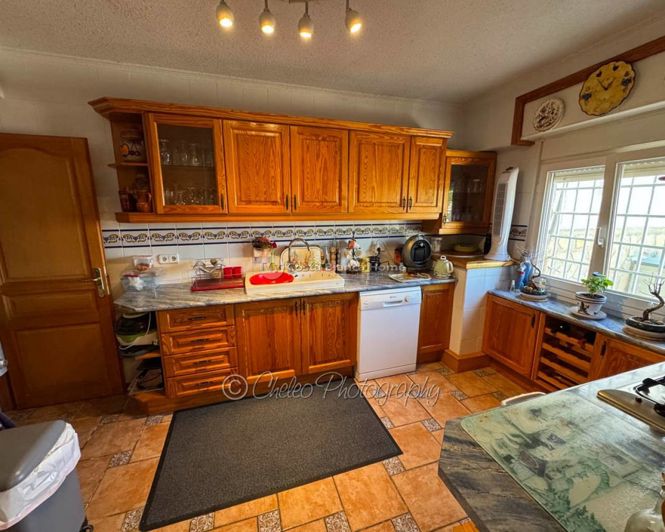 Image No.10-4 Bed Villa for sale