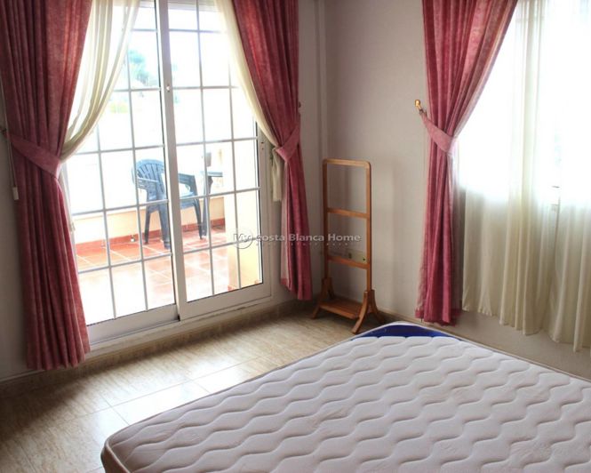 Image No.16-3 Bed Semi-Detached for sale