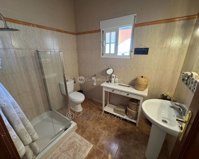 Image No.6-3 Bed Villa for sale