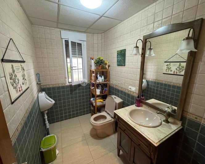 Image No.18-6 Bed Villa for sale