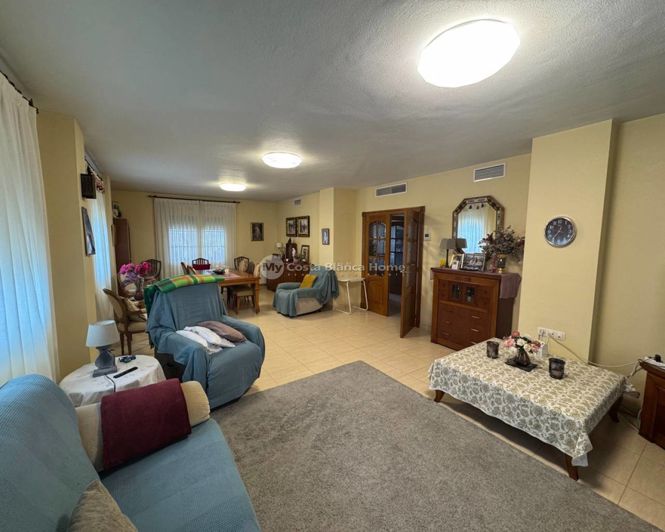 Image No.23-6 Bed Villa for sale