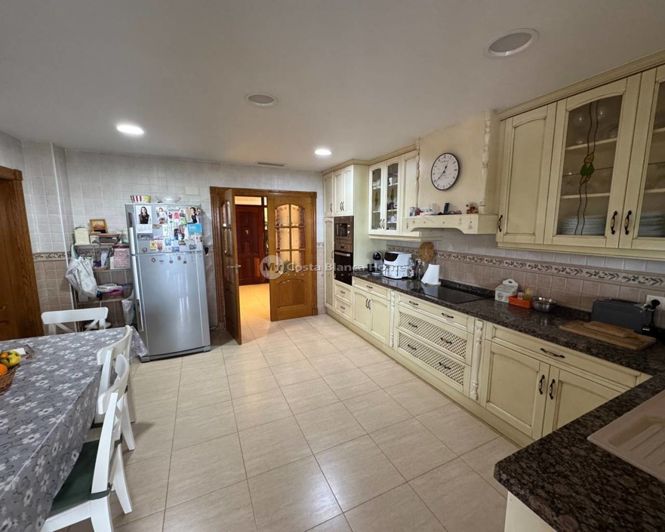 Image No.3-6 Bed Villa for sale