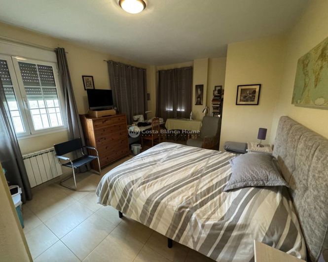 Image No.5-6 Bed Villa for sale