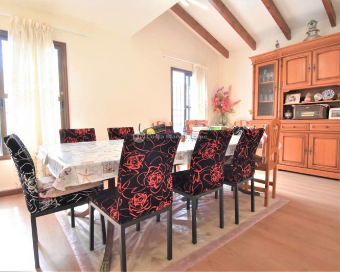 Image No.10-4 Bed Villa for sale