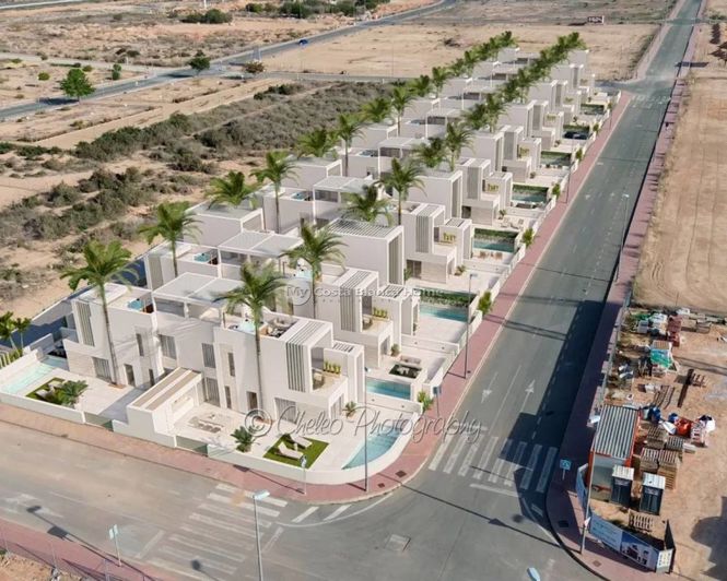 Image No.2-3 Bed Villa for sale