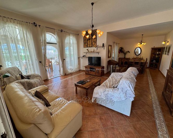 Image No.3-5 Bed Villa for sale