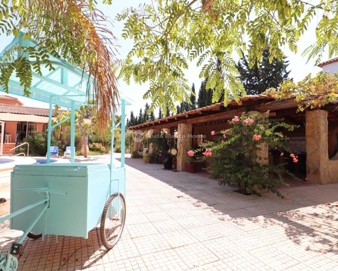 Image No.47-7 Bed Country House for sale