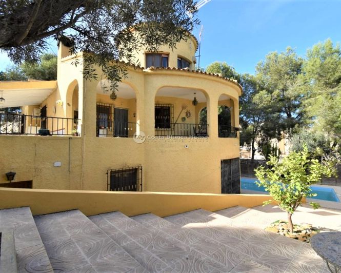 Image No.21-6 Bed Villa for sale