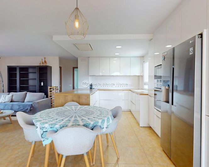 Image No.8-Villa de 5 chambres à vendre à Orihuela Costa