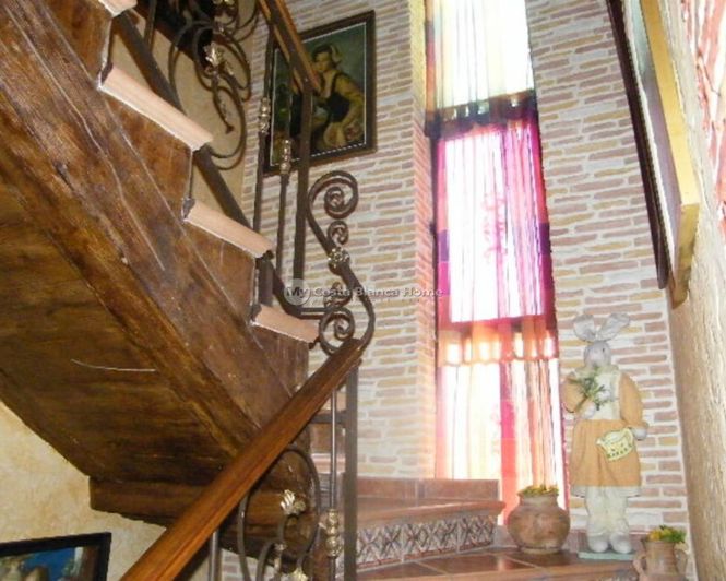 Image No.4-Maison de ville de 5 chambres à vendre à Daya Nueva