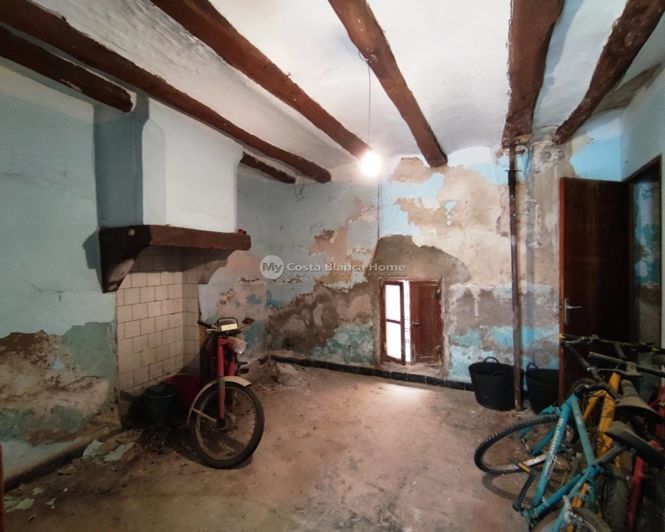 Image No.2-3 Bed Townhouse for sale