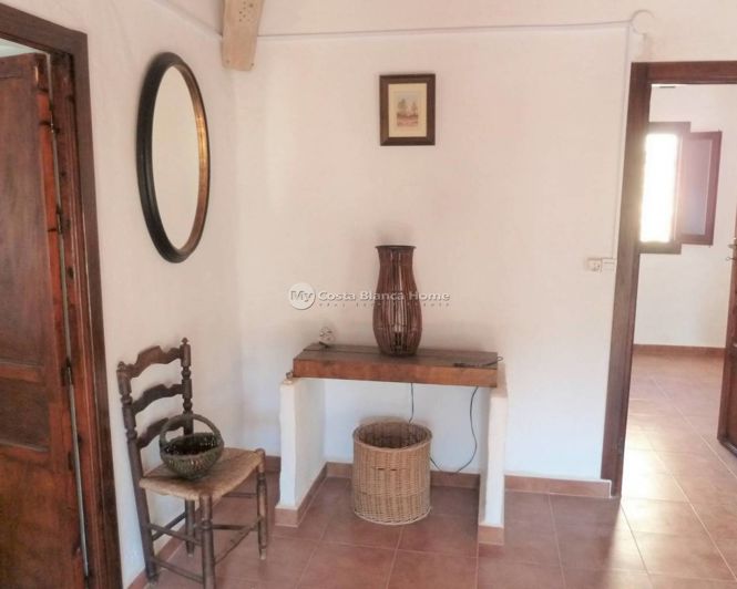 Image No.10-4 Bed Semi-Detached for sale