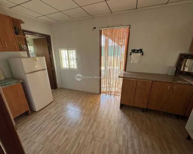 Image No.15-3 Bed Townhouse for sale