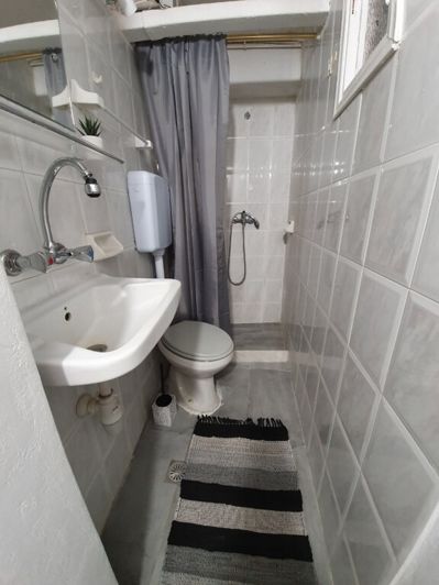 Image No.12-2 Bed Maisonette for sale