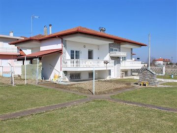 Photo 2 - Cottage 229 m² in Central Macedonia