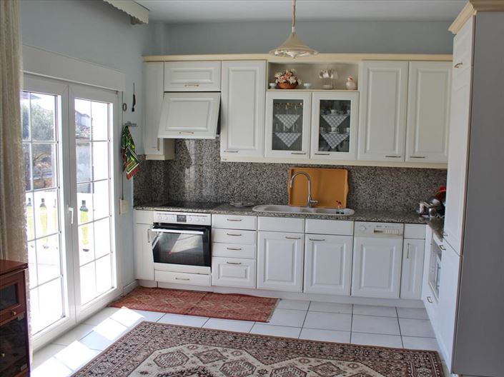 Image No.4-Propriété de 4 chambres à vendre à Katerini