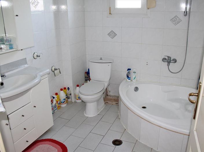 Image No.8-Propriété de 4 chambres à vendre à Katerini