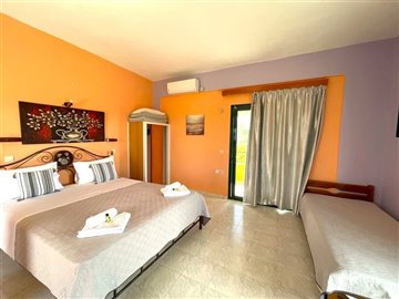 Photo 7 - Hotel 1000 m² in Ionian islands