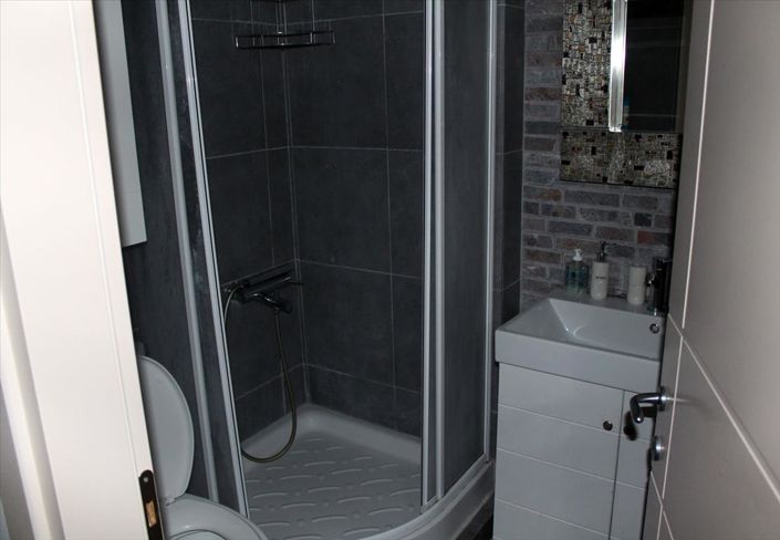 Image No.15-3 Bed Maisonette for sale