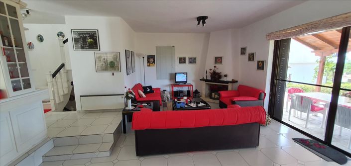 Image No.10-5 Bed Maisonette for sale