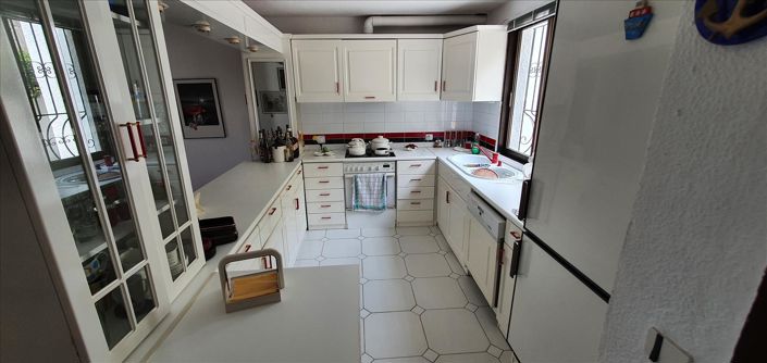 Image No.13-5 Bed Maisonette for sale