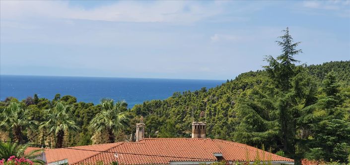 Image No.2-5 Bed Maisonette for sale